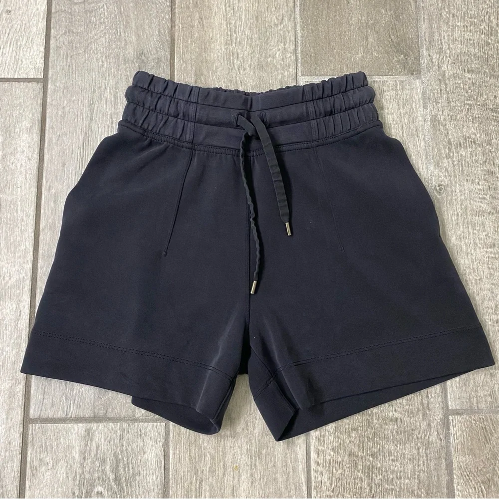 Lululemon shorts - Picture 1 of 2